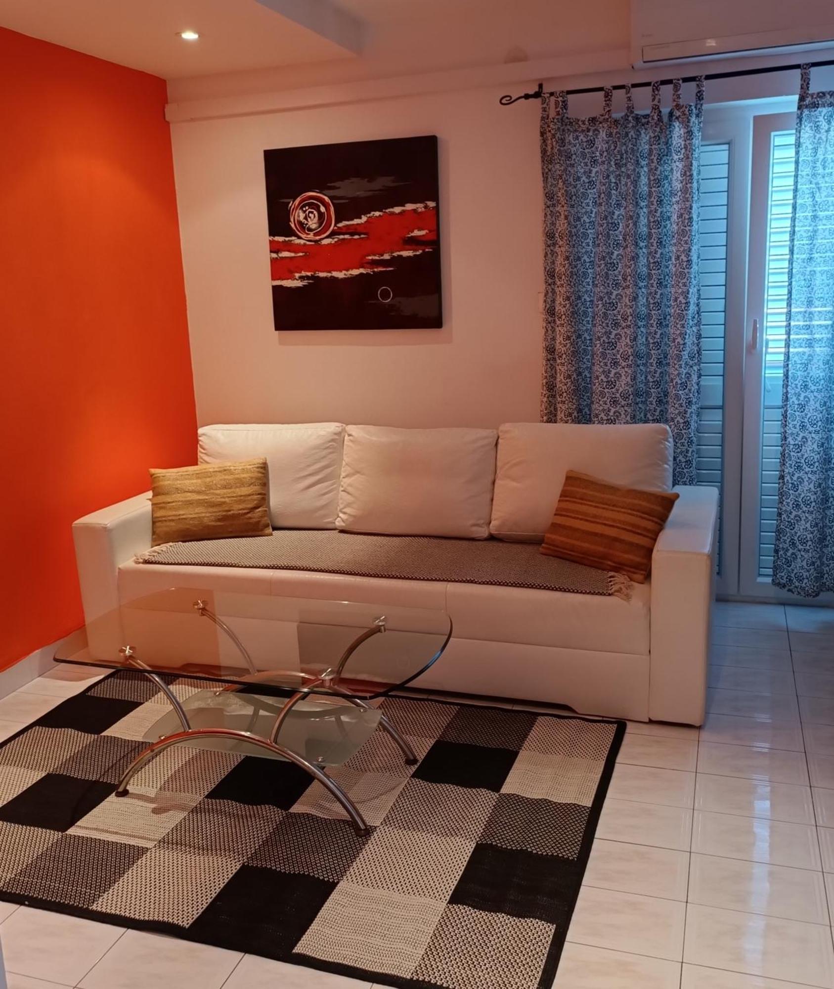 Apartment Halugica Kali Phòng bức ảnh